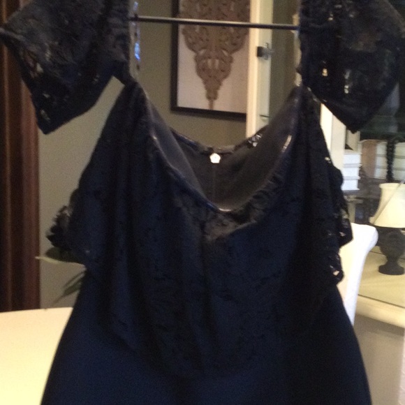 👗👗NWT Venus Bandage gown - Picture 2 of 7